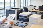 Como escolher papel para impressora laser: guia para empresas